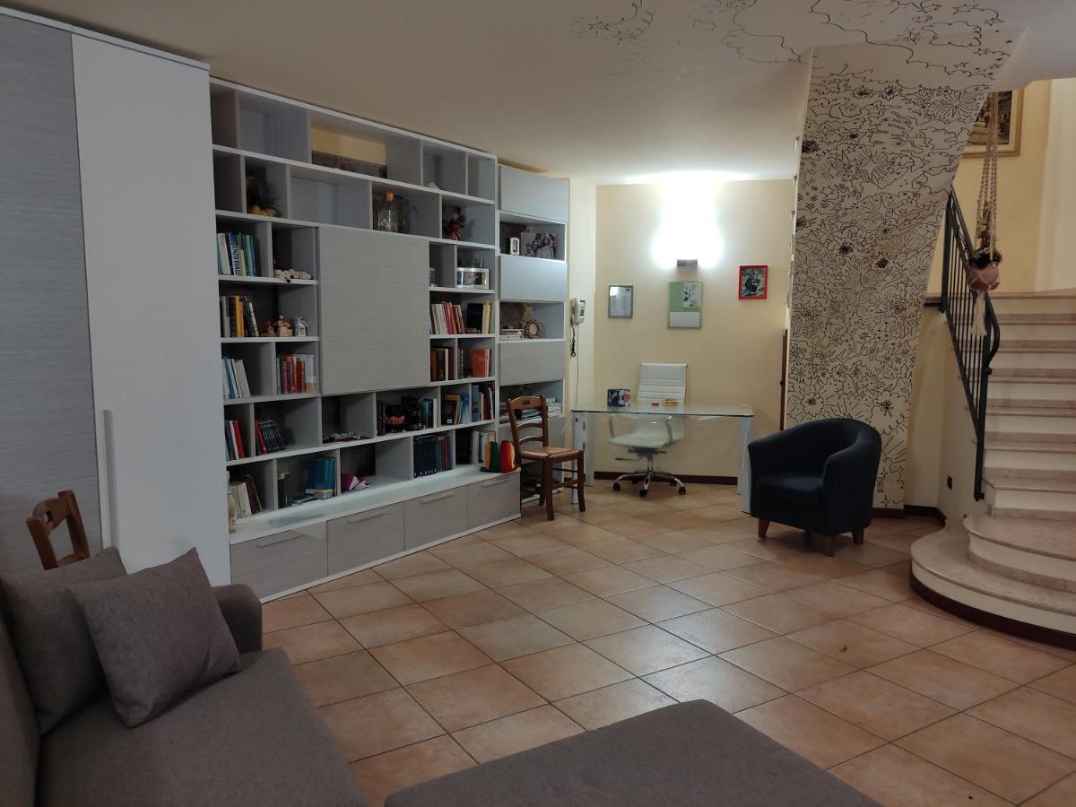 הוילה 100 Passi Castelbuono Experience מראה חיצוני תמונה